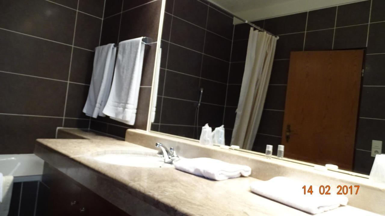 Bed & Breakfast Hotel Helga Hein Düsseldorf Dış mekan fotoğraf